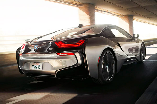 Bmw i8 deals vs tesla roadster