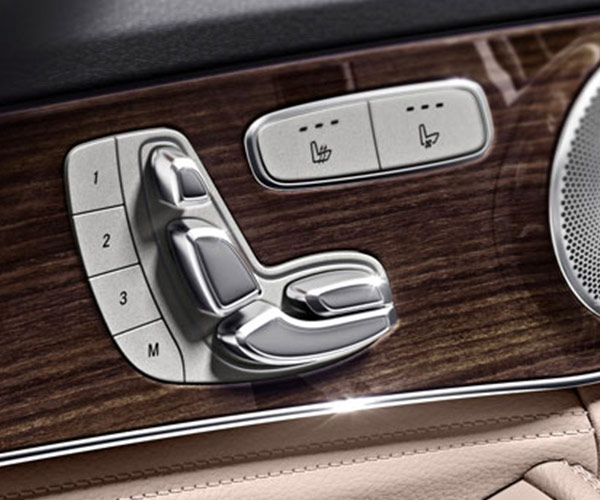 The New 2018 Mercedes-Benz C 300  Interior